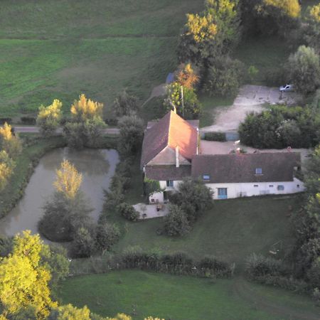Domaine De Varenne Saint-Amand-en-Puisaye Exterior photo