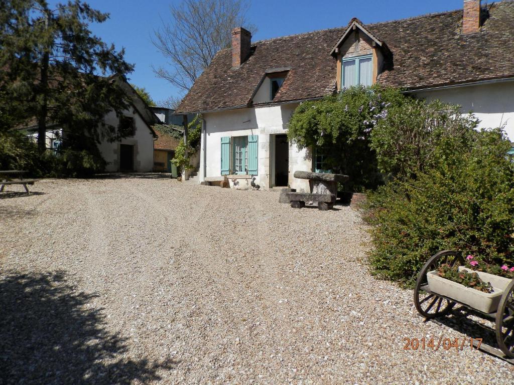Domaine De Varenne Saint-Amand-en-Puisaye Exterior photo