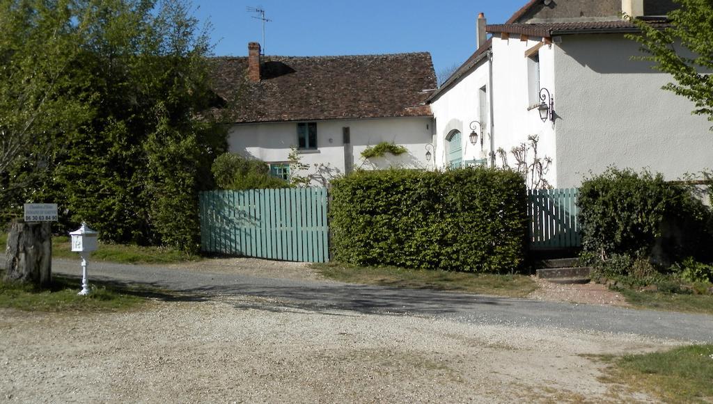 Domaine De Varenne Saint-Amand-en-Puisaye Exterior photo